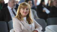 Setki inwestycji, miliony złotych, tysiące beneficjentów – Samorząd Województwa Świętokrzyskiego podsumował Program Rozwoju Obszarów Wiejskich na lata 2014-2020. Na zdjęciu Anita Koniusz, członek Zarządu Województwa.