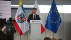 Setki inwestycji, miliony złotych, tysiące beneficjentów – Samorząd Województwa Świętokrzyskiego podsumował Program Rozwoju Obszarów Wiejskich na lata 2014-2020. Na zdjęciu senator Krzysztof Słoń.