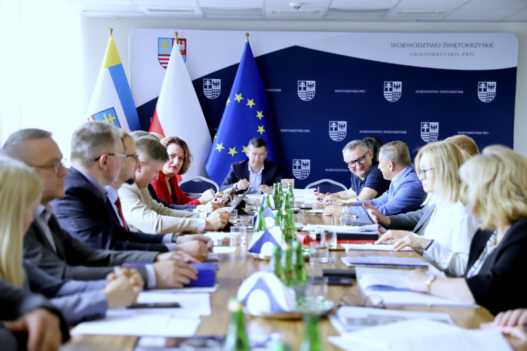 Obradowała Komisja Budżetu i Finansów Sejmiku Województwa Świętokrzyskiego