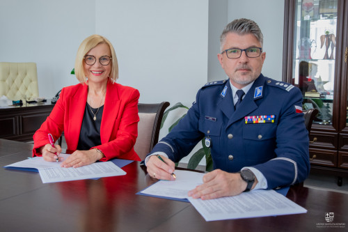 komendant wojewódzki policji i marszałek Renata Janik