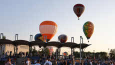 Niebo pełne kolorów! BaLOnoVE Świętokrzyskie rozświetliło Pińczów