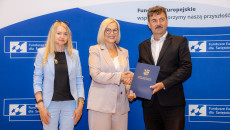 podpisanie umów na działania inwestycyjne