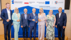 podpisanie umów na działania inwestycyjne