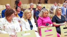 goście uroczystego podpisania umów