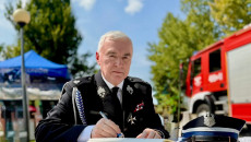 przewodniczący Sejmiku Andrzej Bętkowski podczas uroczystości OSP w Ostojowie