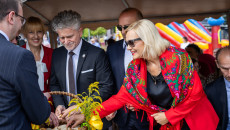 Świętokrzyskie dziękuje rolnikom. Dożynkowy czas wdzięczności i wspólnoty w regionie
