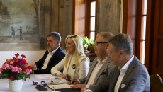 Obradowała Komisja Edukacji, Kultury i Sportu Sejmiku - posiedzenie w Tokarni