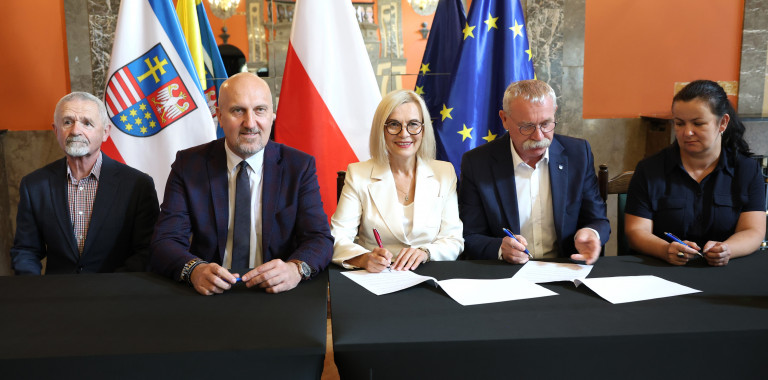 Miliony złotych na drogi dojazdowe do pól w regionie świętokrzyskim!