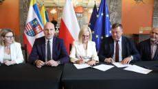 Miliony złotych na drogi dojazdowe do pól w regionie świętokrzyskim!