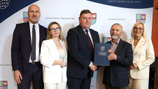 Miliony złotych na drogi dojazdowe do pól w regionie świętokrzyskim!