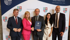 Miliony złotych na drogi dojazdowe do pól w regionie świętokrzyskim!