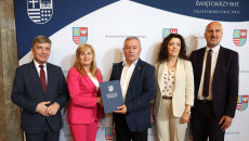Miliony złotych na drogi dojazdowe do pól w regionie świętokrzyskim!