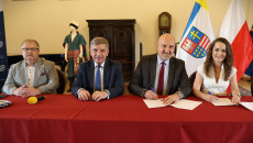 Wsparcie dla samorządów na modernizację i budowę dróg dojazdowych do gruntów rolnych