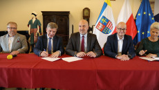 Wsparcie dla samorządów na modernizację i budowę dróg dojazdowych do gruntów rolnych