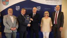 Wsparcie dla samorządów na modernizację i budowę dróg dojazdowych do gruntów rolnych