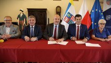 Wsparcie dla samorządów na modernizację i budowę dróg dojazdowych do gruntów rolnych