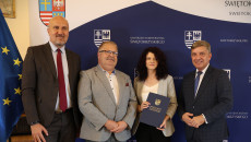 Wsparcie dla samorządów na modernizację i budowę dróg dojazdowych do gruntów rolnych