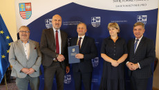 Wsparcie dla samorządów na modernizację i budowę dróg dojazdowych do gruntów rolnych