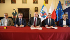 Wsparcie dla samorządów na modernizację i budowę dróg dojazdowych do gruntów rolnych