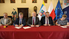 Wsparcie dla samorządów na modernizację i budowę dróg dojazdowych do gruntów rolnych
