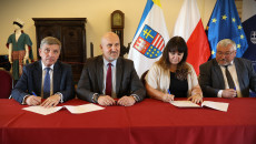 Wsparcie dla samorządów na modernizację i budowę dróg dojazdowych do gruntów rolnych