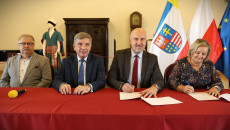 Wsparcie dla samorządów na modernizację i budowę dróg dojazdowych do gruntów rolnych