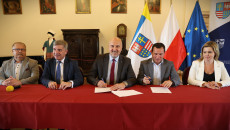 Wsparcie dla samorządów na modernizację i budowę dróg dojazdowych do gruntów rolnych
