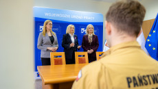 Wsparcie na szkolenia z obsługi dronów dla świętokrzyskich służb mundurowych