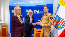 Wsparcie na szkolenia z obsługi dronów dla świętokrzyskich służb mundurowych