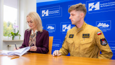 Wsparcie na szkolenia z obsługi dronów dla świętokrzyskich służb mundurowych