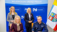 Wsparcie na szkolenia z obsługi dronów dla świętokrzyskich służb mundurowych