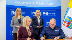 Wsparcie na szkolenia z obsługi dronów dla świętokrzyskich służb mundurowych