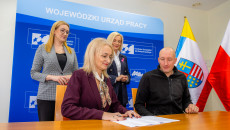 Wsparcie na szkolenia z obsługi dronów dla świętokrzyskich służb mundurowych