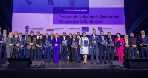 Świętokrzyskie Spotkania Senioralne i półmetek projektu aktywizującego osoby 60+