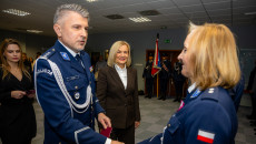 Uroczyste ślubowanie nowych funkcjonariuszy policji i uznanie dla 100 lat służby kobiet