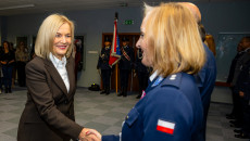 Uroczyste ślubowanie nowych funkcjonariuszy policji i uznanie dla 100 lat służby kobiet