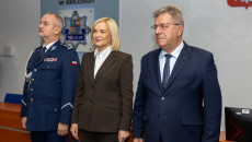 Uroczyste ślubowanie nowych funkcjonariuszy policji i uznanie dla 100 lat służby kobiet