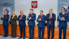Uroczyste ślubowanie nowych funkcjonariuszy policji i uznanie dla 100 lat służby kobiet