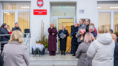 Centrum Usług Społecznych w Mniowie z własną siedzibą oraz nowym samochodem dla osób z niepełnosprawnościami!