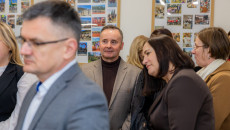 Centrum Usług Społecznych w Mniowie z własną siedzibą oraz nowym samochodem dla osób z niepełnosprawnościami!