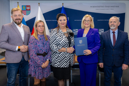 Przyznano środki na tworzenie i prowadzenie Centrów Usług Społecznych