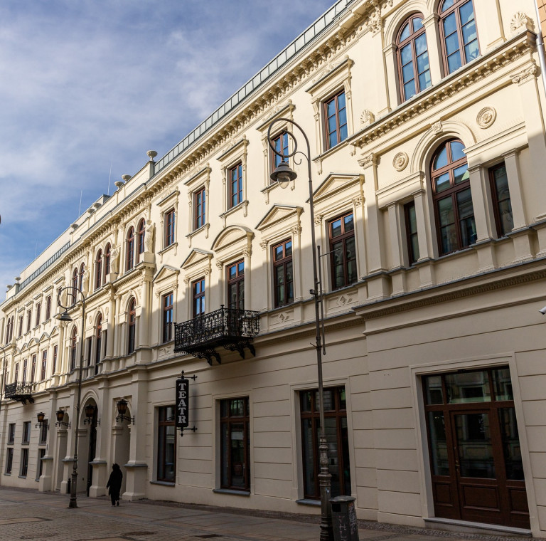 Teatr żeromskiego