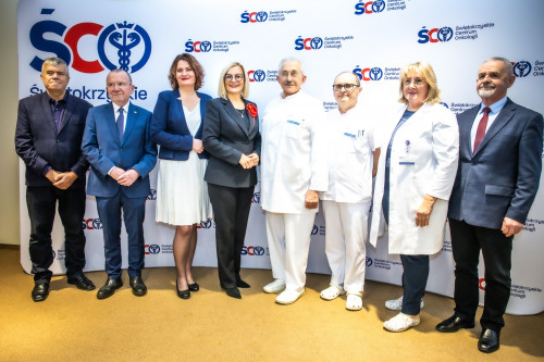 W Świetokrzyskiem będą tworzone terapie przyszłości! Podpisano umowę na dofinansowanie budowy Centrum Badań Molekularnych