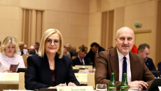 8795fd86 9375 4f35 9744 4e48e882f560