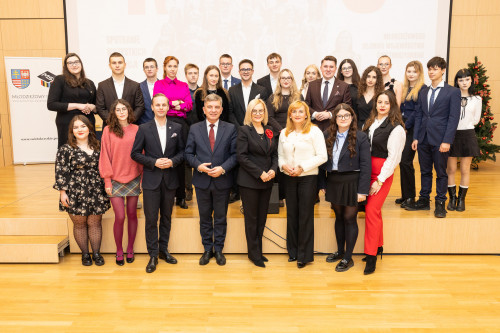 Wyjątkowe posiedzenie Młodzieżowego Sejmiku pod hasłem: Kadencje, które tworzą jedną historię