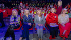 Dwujęzyczna zabawa! Ponad 350 dzieci z całego regionu na mikołajkowym finale w Targach Kielce!