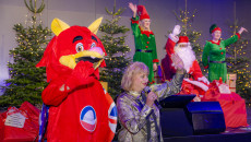 Dwujęzyczna zabawa! Ponad 350 dzieci z całego regionu na mikołajkowym finale w Targach Kielce!