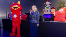 Dwujęzyczna zabawa! Ponad 350 dzieci z całego regionu na mikołajkowym finale w Targach Kielce!