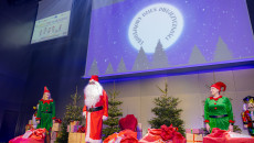 Dwujęzyczna zabawa! Ponad 350 dzieci z całego regionu na mikołajkowym finale w Targach Kielce!