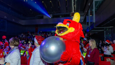 Dwujęzyczna zabawa! Ponad 350 dzieci z całego regionu na mikołajkowym finale w Targach Kielce!